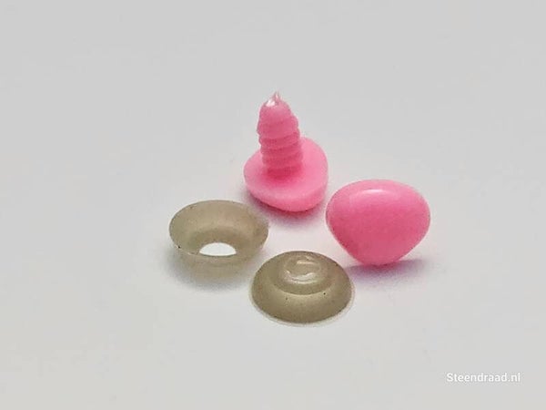 Neuzen Roze