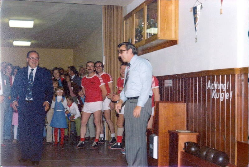 1979-ero-ffnung-kegelbahn-volksheim02-standard.jpg