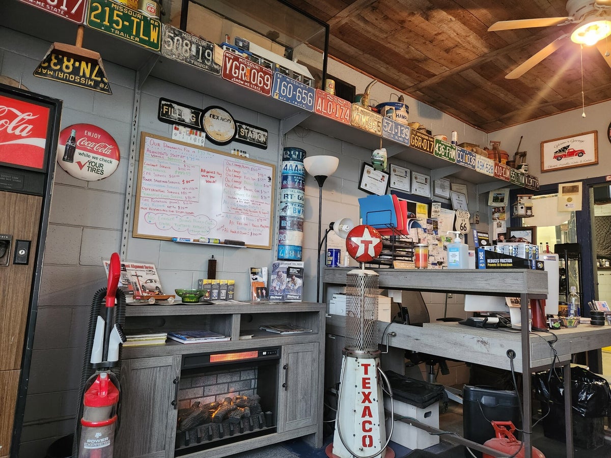 Reviews Gibson's Garage