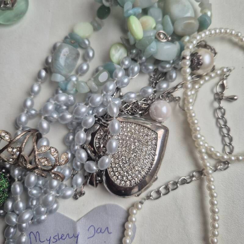 Mystery jewelry jar preloved 