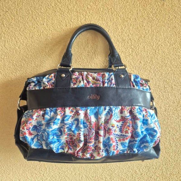Vintage Y2K Oilily Shoulder Bag – Floral & Fleece Details