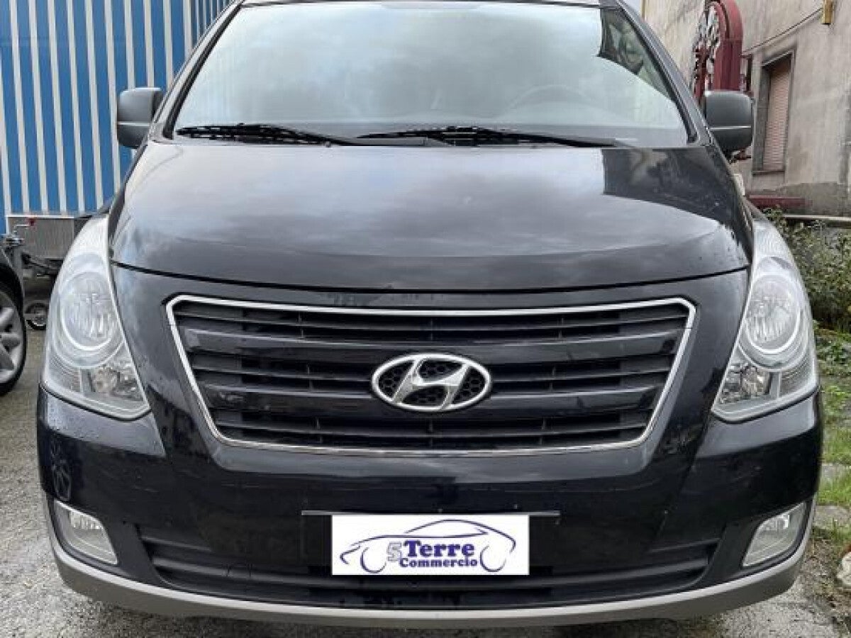 HYUNDAI H-1 H-1 H-1 2.5 TD SVX Comfort