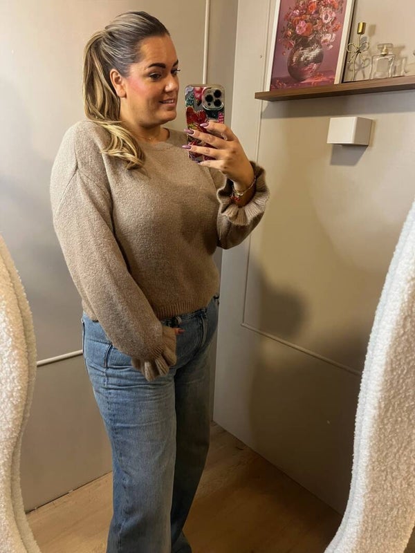 Alpaca Ruffle Trui Beige