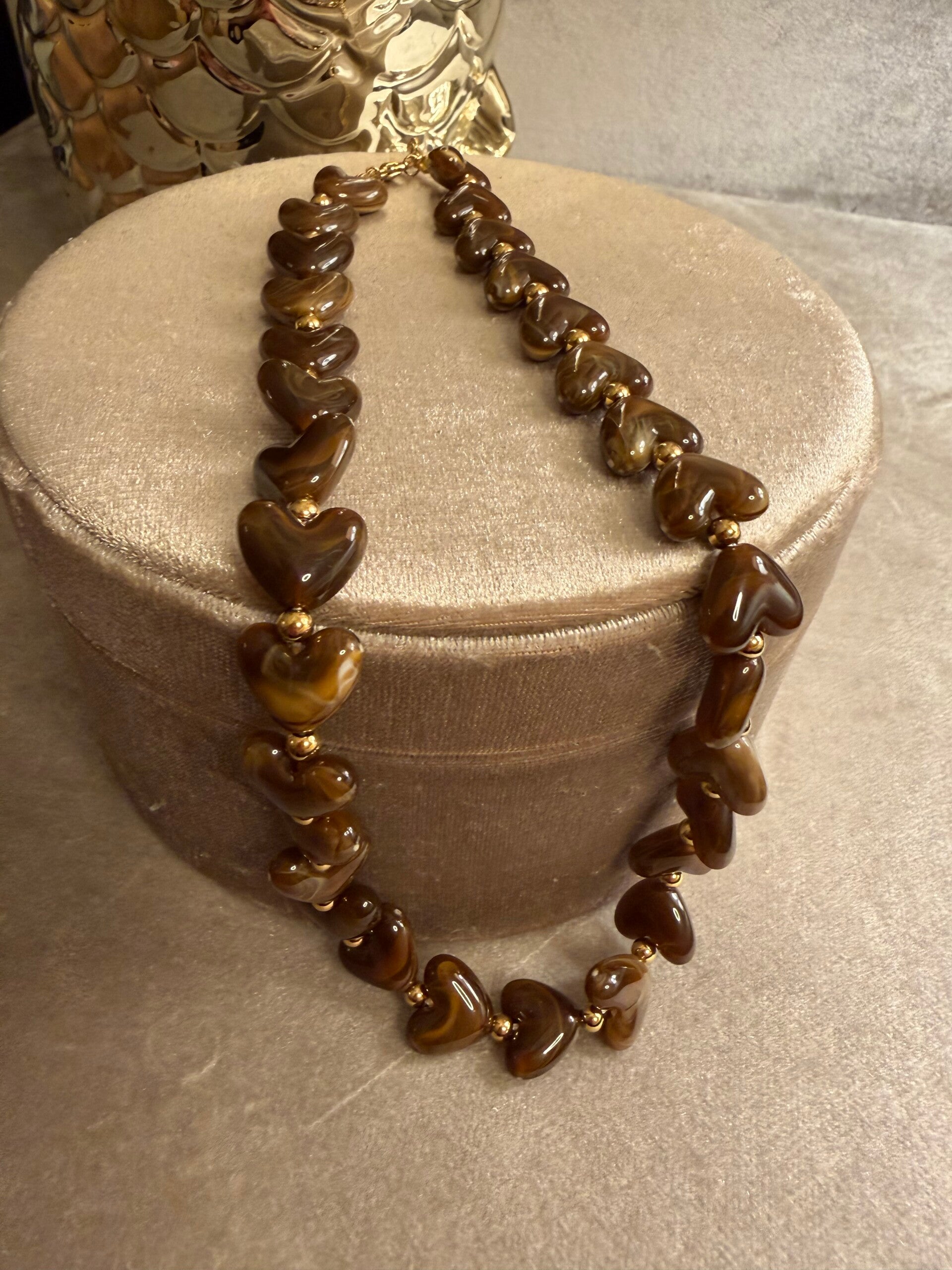 Heart necklace bruin