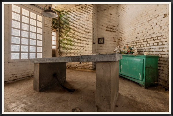 Dibond alu gelakt met ophangsysteem