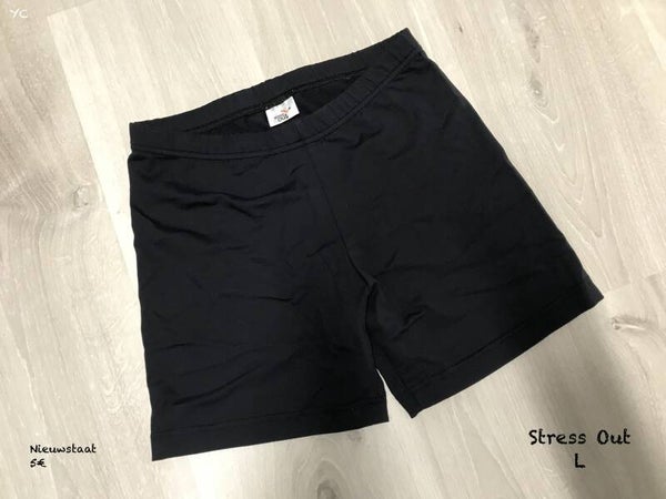 Stress Out zwarte fitness short