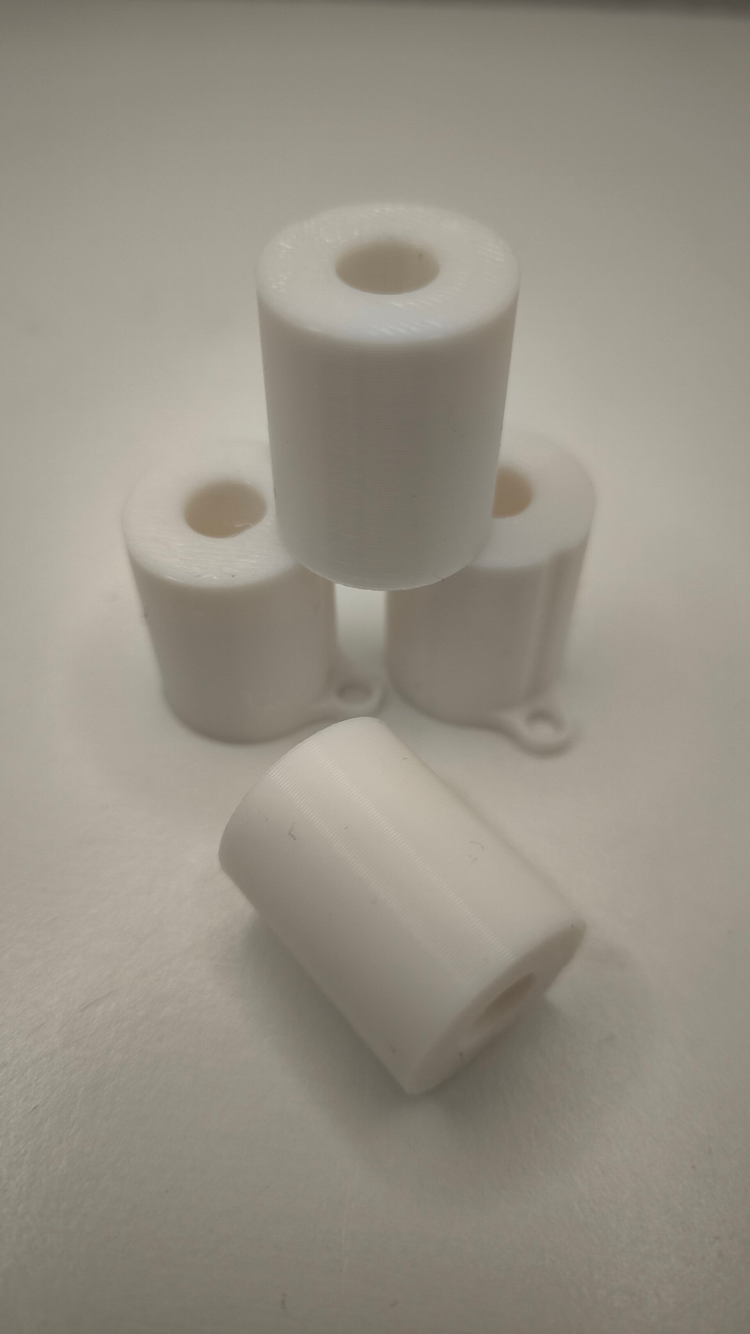 4Stk. Abstandshalter für Holzplatte