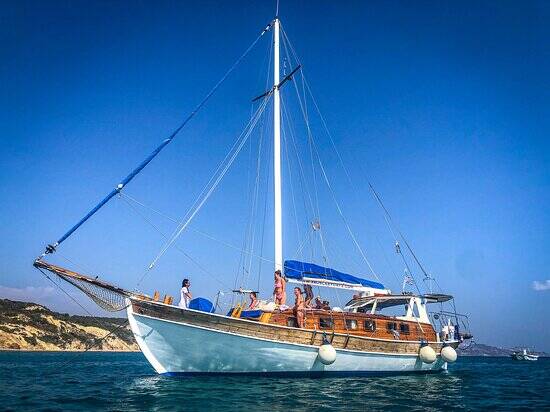 ZEUS KARAMENA BOAT CRUISE GREECE