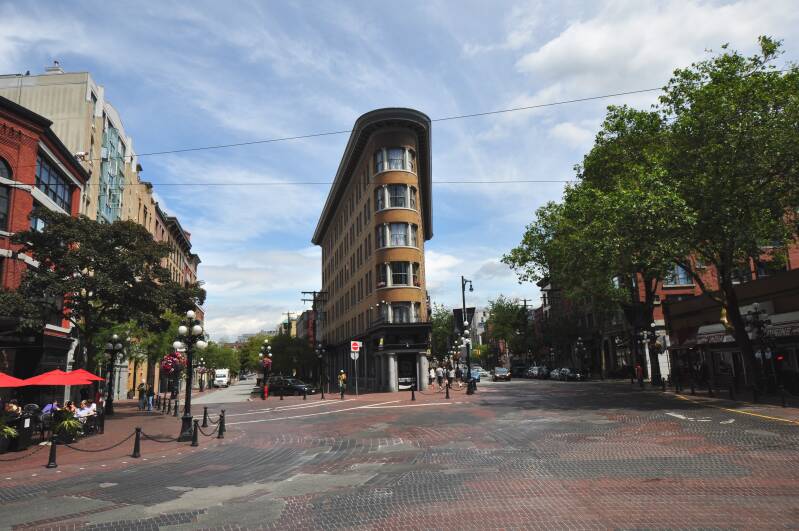 0047gastownjpg.jpg