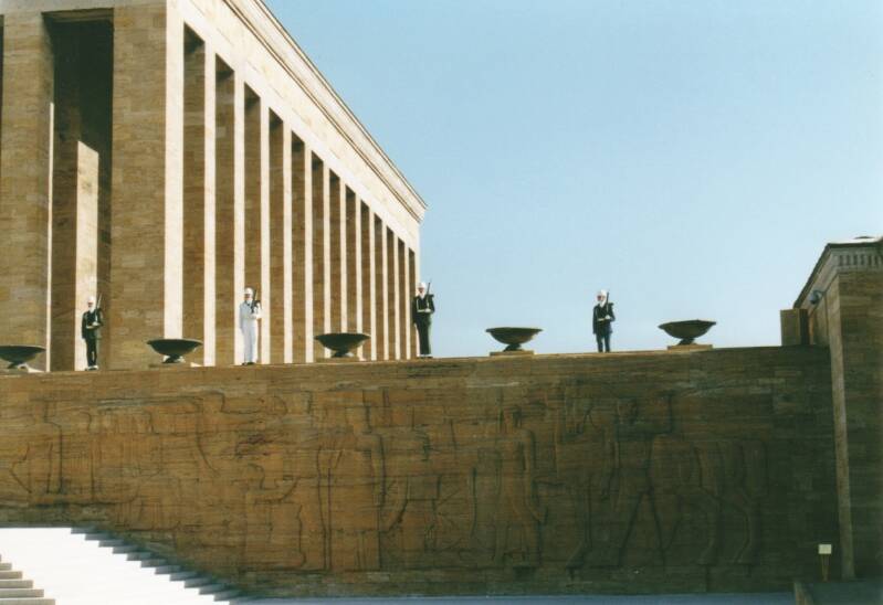 008ankaramausoleumvanataturk.jpg