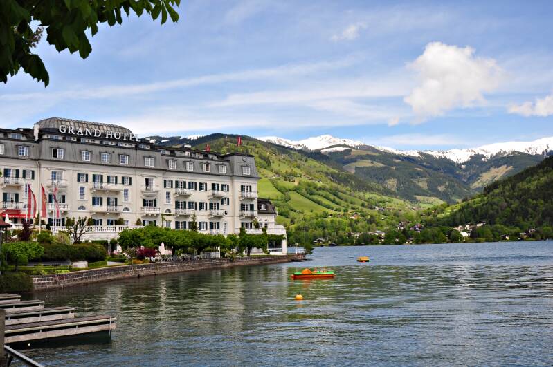 0120zellamseegrandhotelaanzellerseejpg-1.jpg