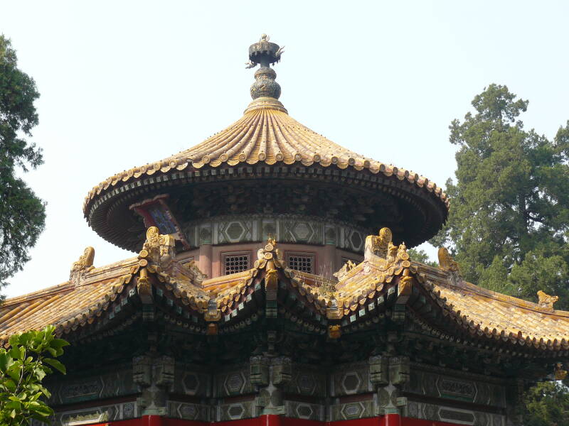 0193beijingdeverbodenstadtuinenpaviljoenvandetienduizendlentesjpg.jpg