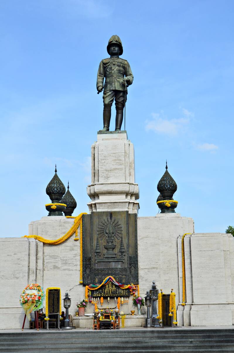 0252bangkokinganglumpiniparkjpg.jpg