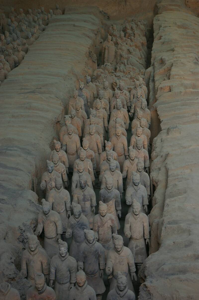 0523xianterracottakrijgersjpg.jpg