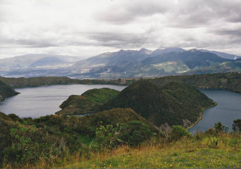 052cotacachi-cayapaswandelingvulkaanmeer.jpg