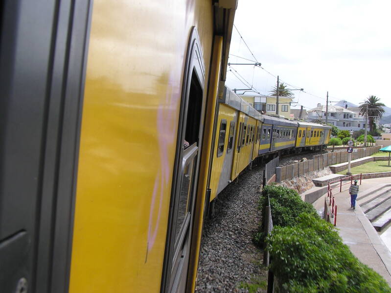0602treinsimontown-kaapstadjpg.jpg