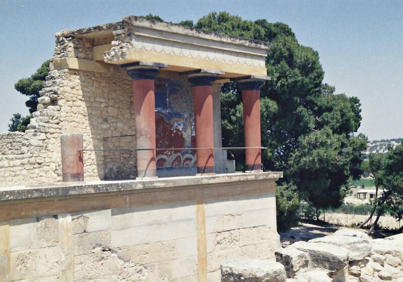 077knossos.jpg