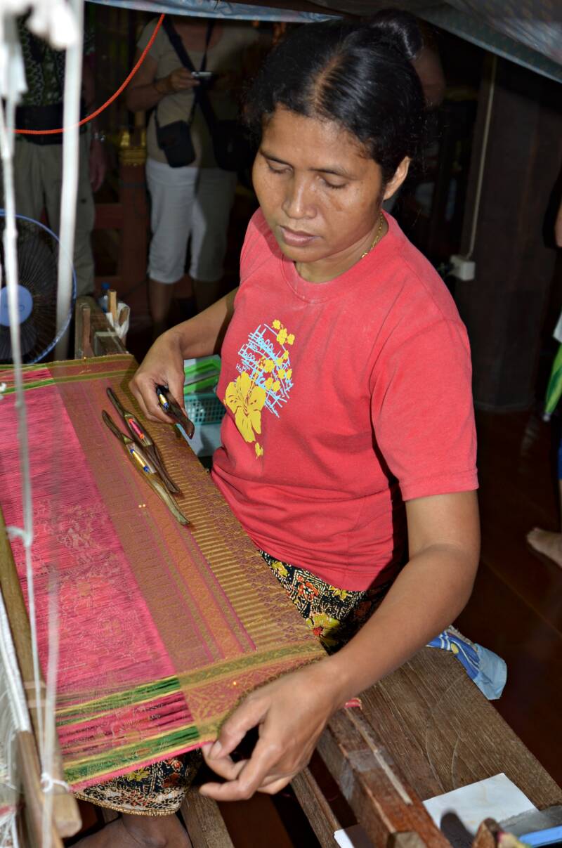 0864banthasawangzijdeweverijjpg.jpg