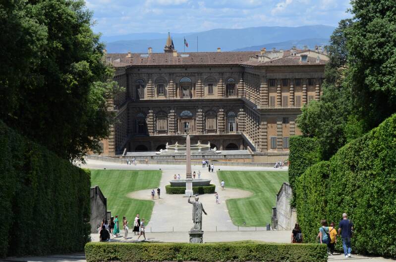 1812florencegiardinodibobolipalazzopittijpg.jpg