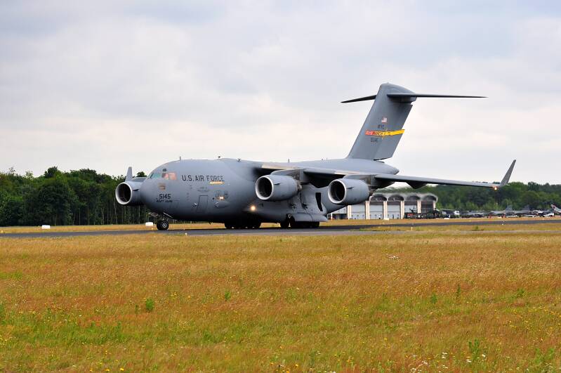 225boeingc-17.jpg