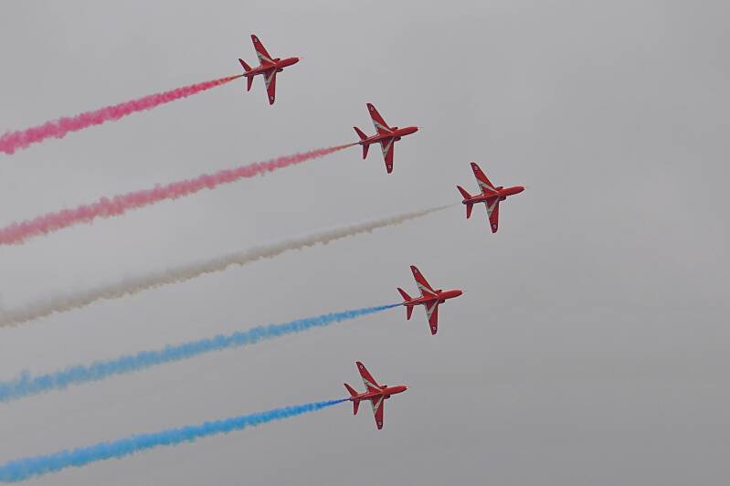 257redarrows.jpg