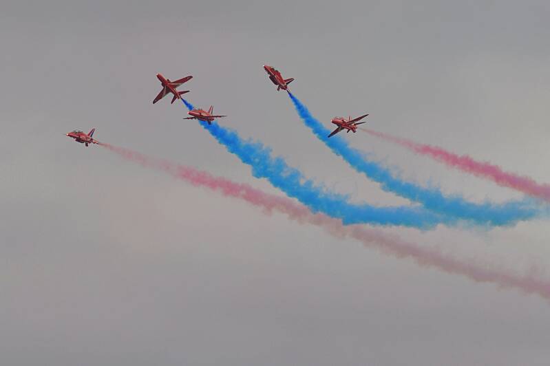259redarrows.jpg