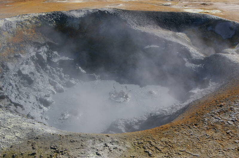 afbeelding398hverir-myvatn.jpg