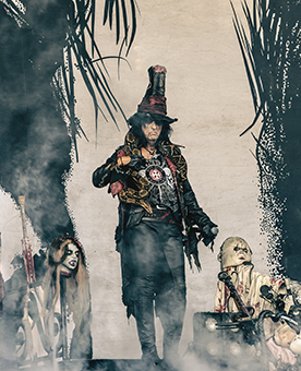 Alice Cooper med Boa Constriktor