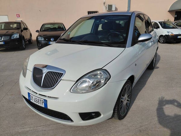 Lancia Ypsilon 1.2 60cv benzina 2009 km 147.000