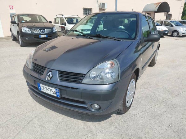 Renault Clio 1.2 69cv benzina 2005 km 104.000