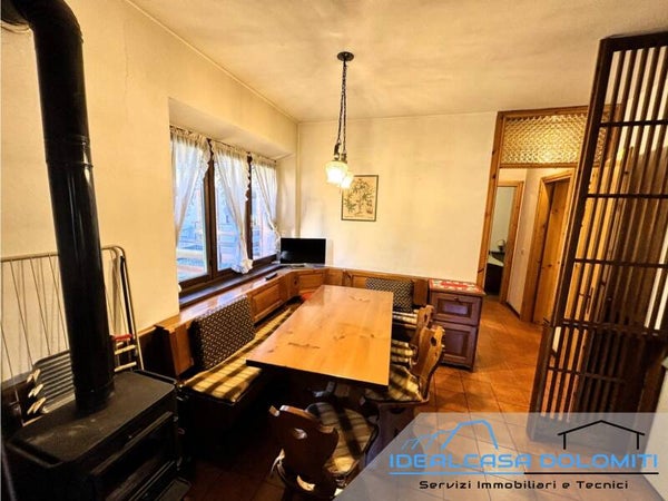TRILOCALE ARREDATO CON CANTINA E BOX A SANTO STEFANO DI CADORE