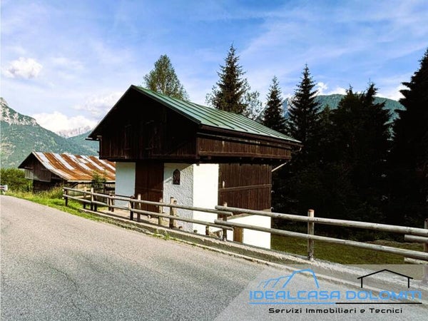 CARATTERISTICO TABIA' PARZIALMENTE RISTRUTTURATO A COSTALISSOIO