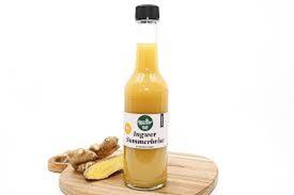 Ingwer Shot mit Apfelsaft