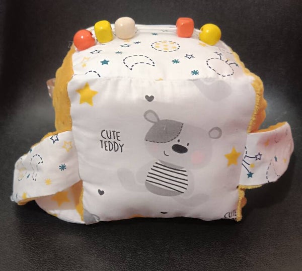 Cube sensoriel moutarde