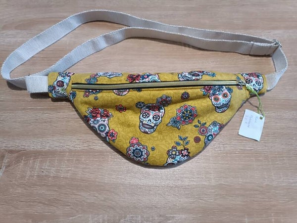 Sac banane tête mort moutarde