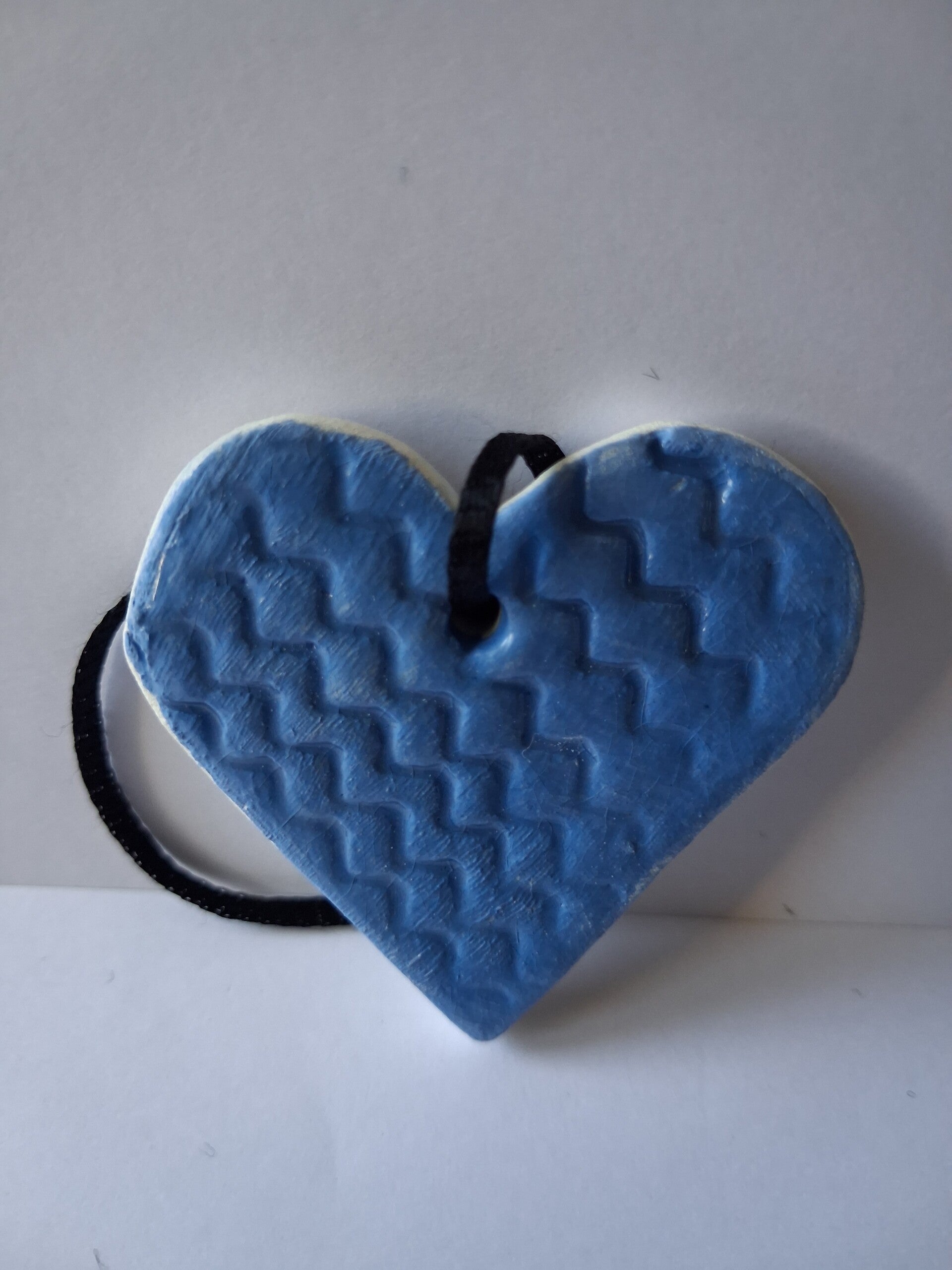 Coeur pendentif : Motif gravé bleu