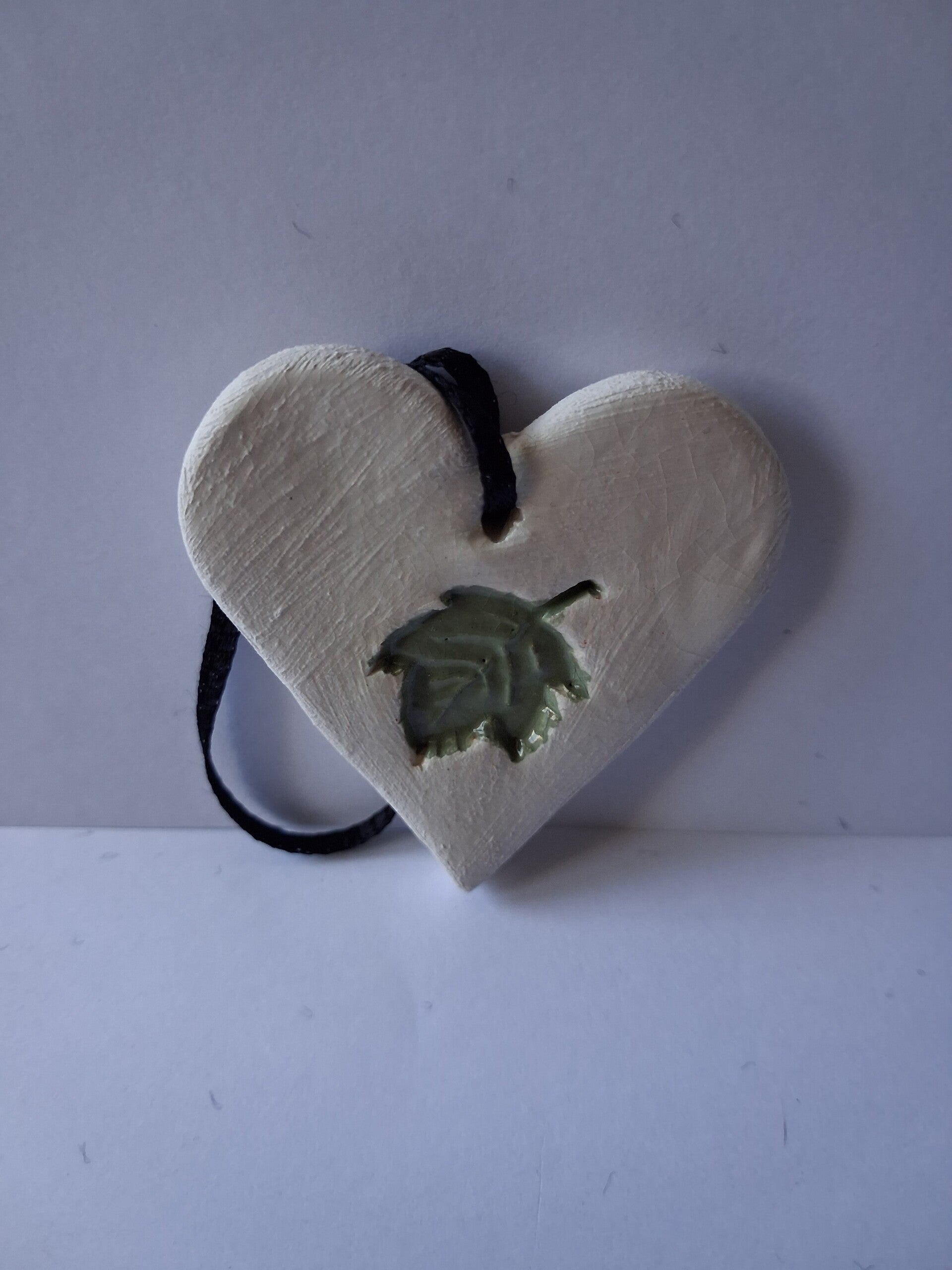 Coeur pendentif : Motif petite feuille verte