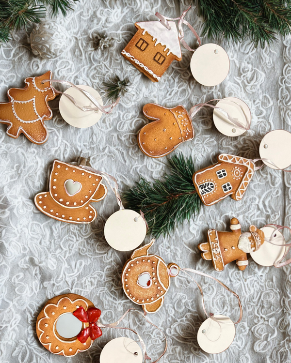 Set 8 Decorazioni Natalizie in Resina Effetto Pan di Zenzero – Dolci Magie da Appendere