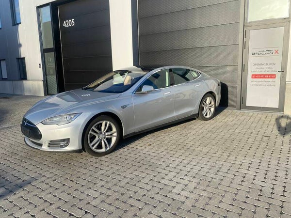 (VERKOCHT) Tesla model S85D FREE SUPERCHARGING 2 jaar garantie