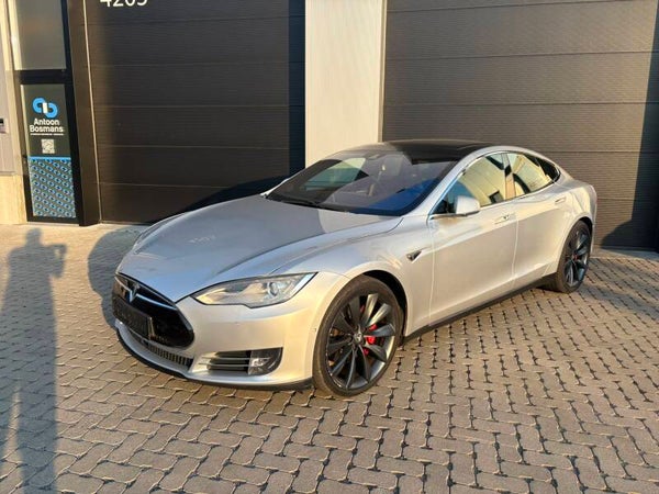 Tesla model S P85D free supercharge 2 jaar garantie 700PK
