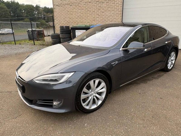 Tesla model S 90D free supercharge 2 jaar garantie