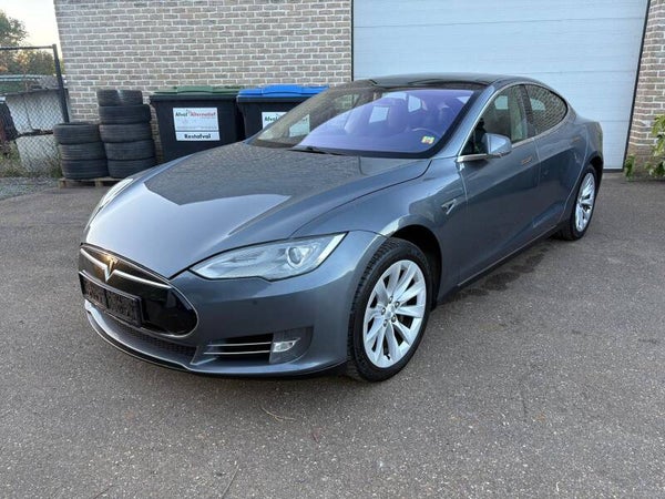 Tesla Model S85 Free supercharge 2 jaar garantie