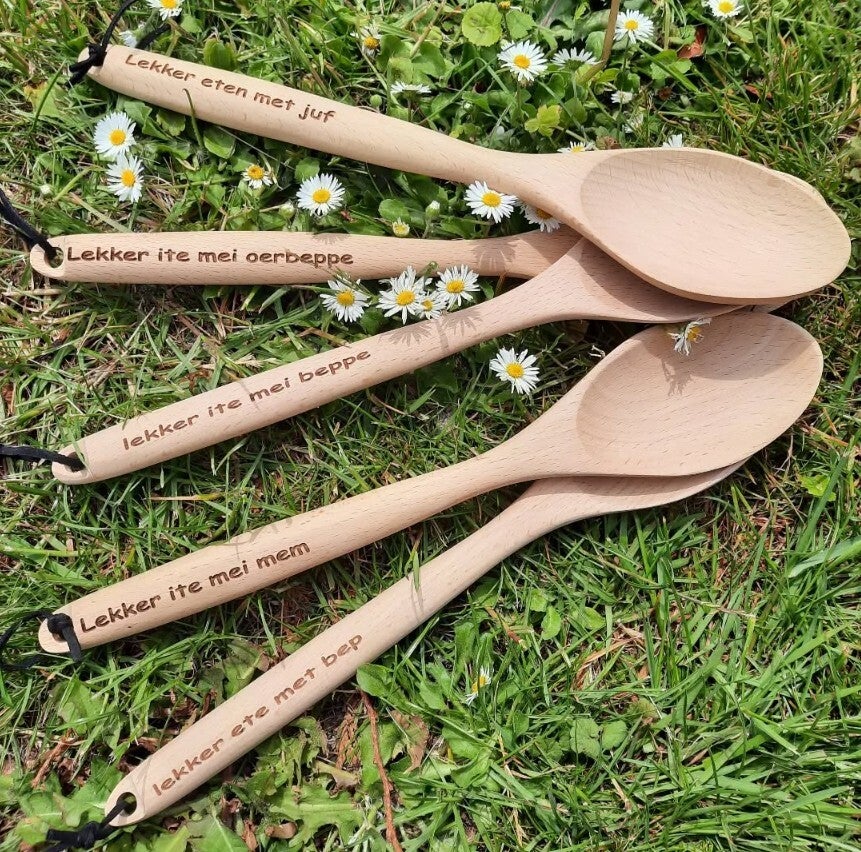 Houten lepels diverse teksten per stuk
