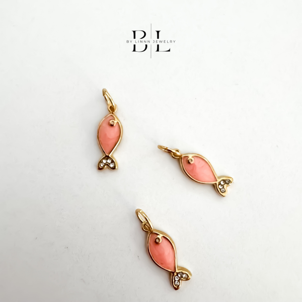 Orange fish bedel