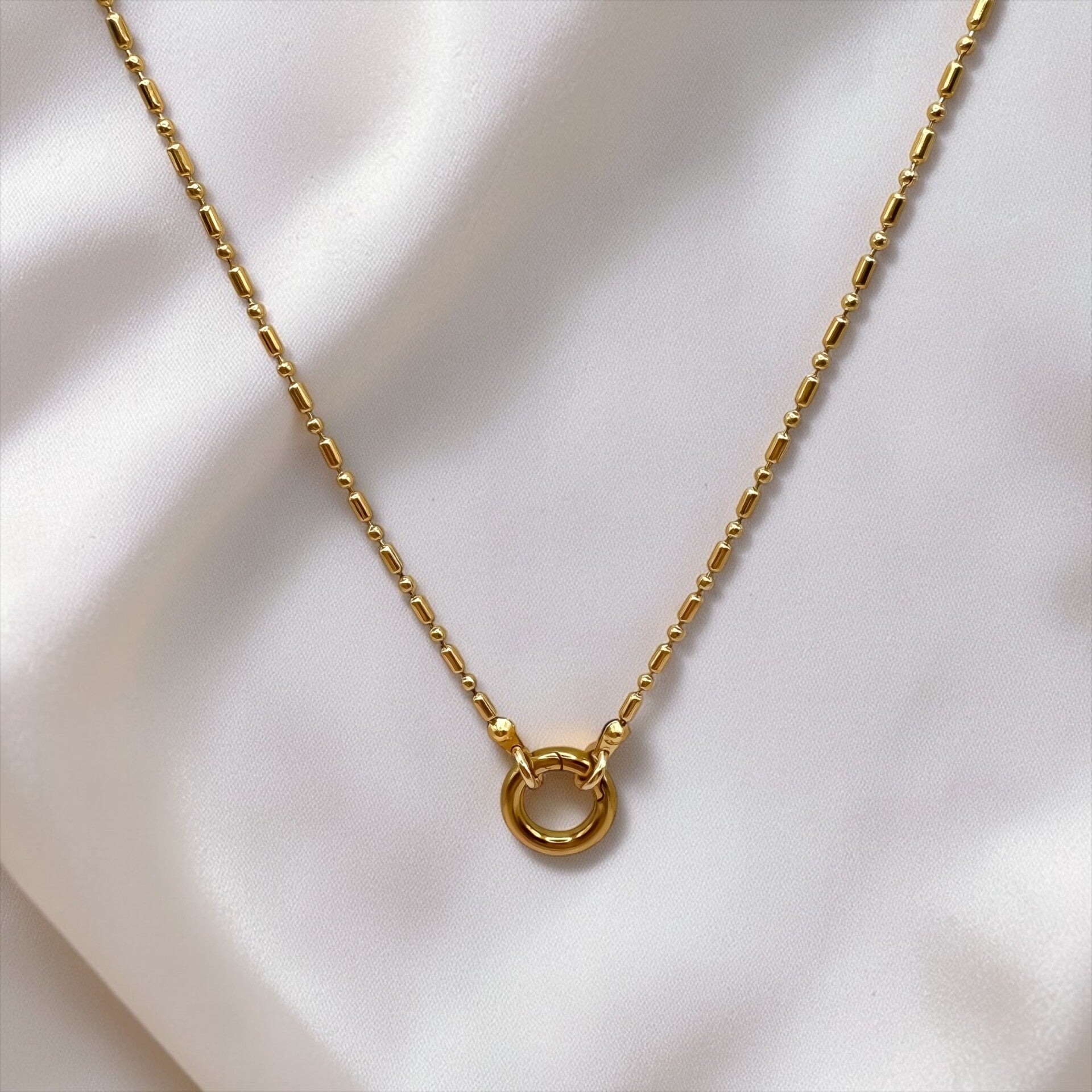 Dots 'n stripes necklace