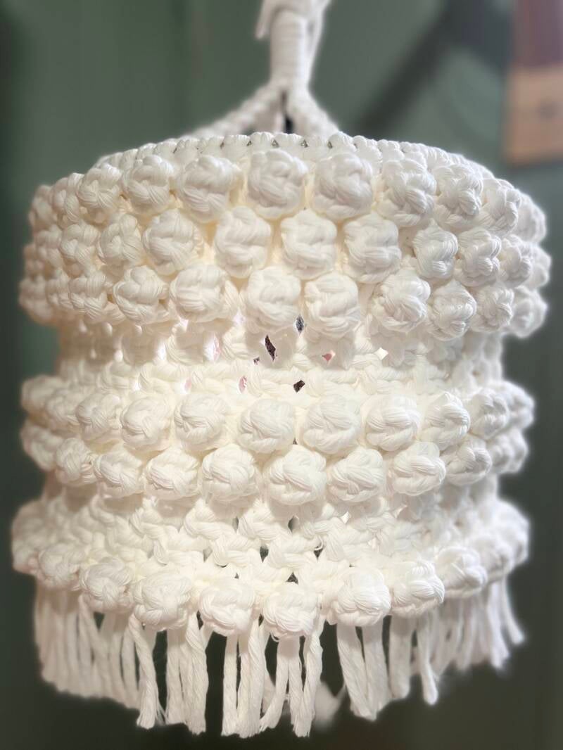 reve-blanc-eteind-luminaire-macrame-standard-6c3x4s.jpg