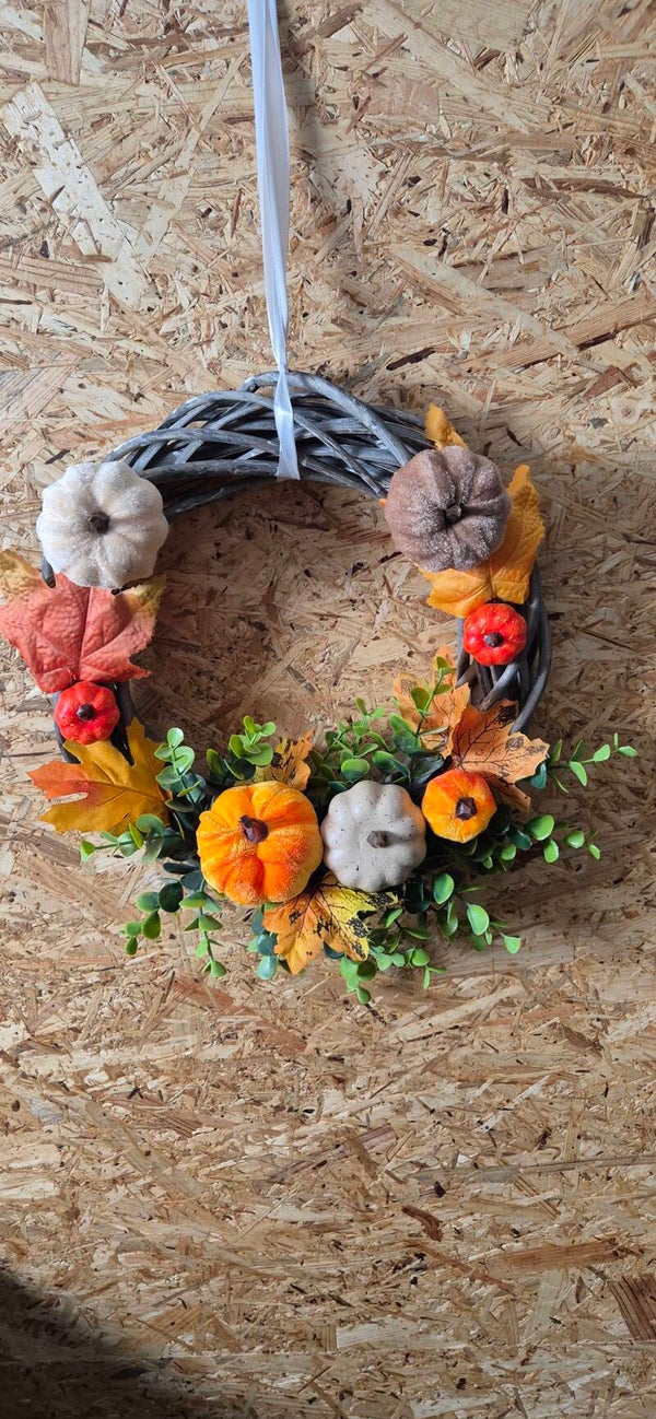 Herbstlicher Türkranz