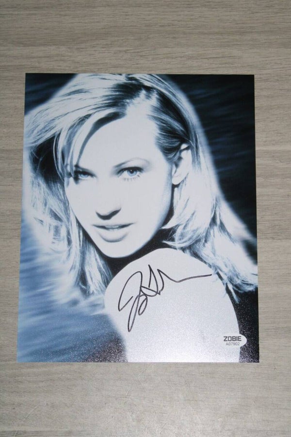 Autograph Joey Lauren Adams - Chasing Amy - Alyssa Jones - Signed 8" x 10" - with COA