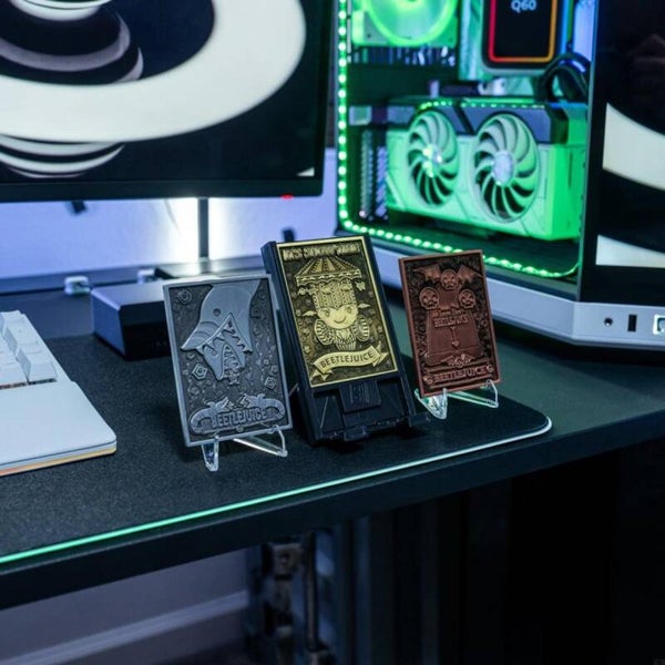 Beetlejuice 3 Metal Digiplates & Phone Stand - Beetlejuice - EXG Pro