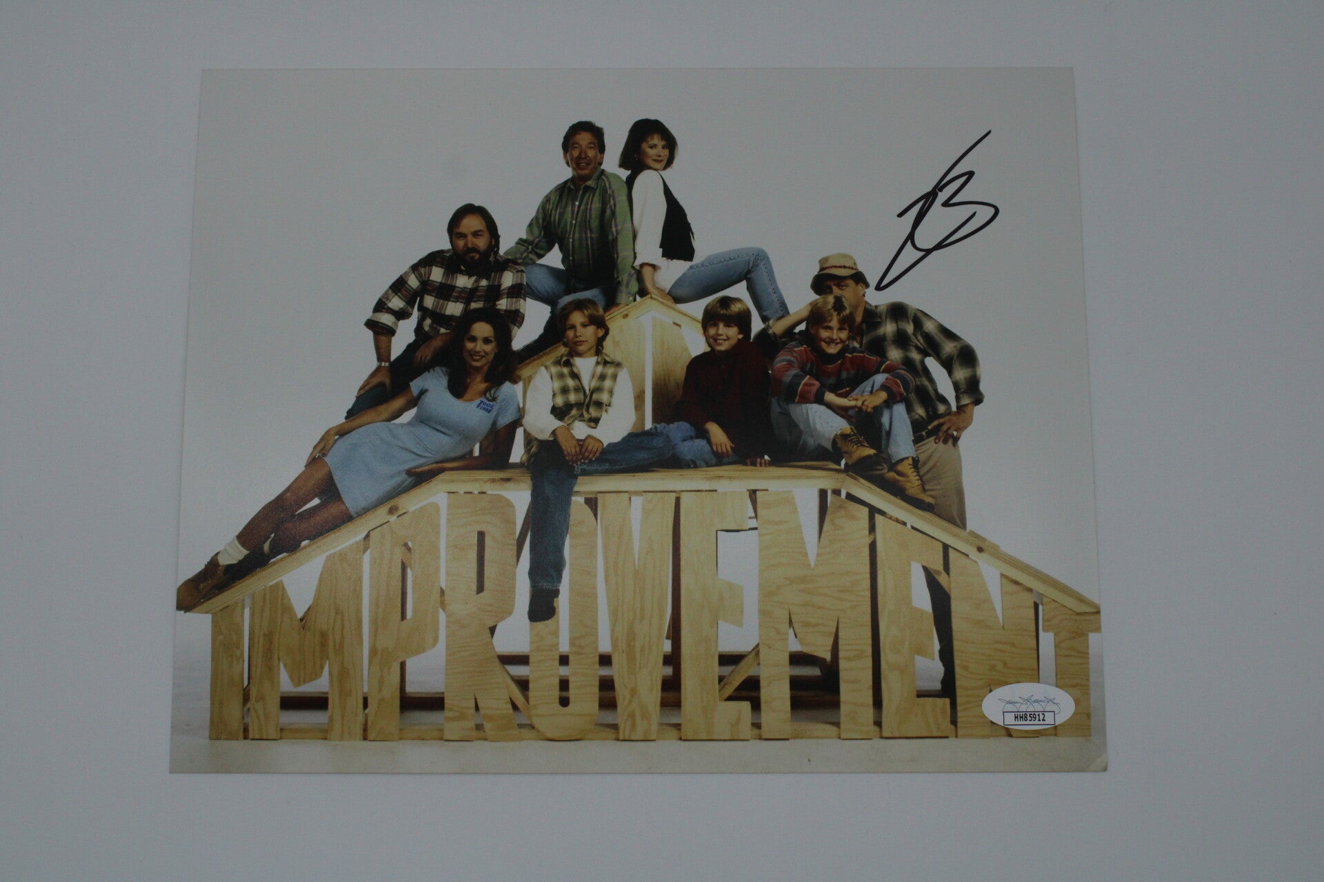 Autograph Zachery Ty Bryan - Bradley Michael Taylor - Home Improvement - Signed Photo 8" x 10" - with COA (C)